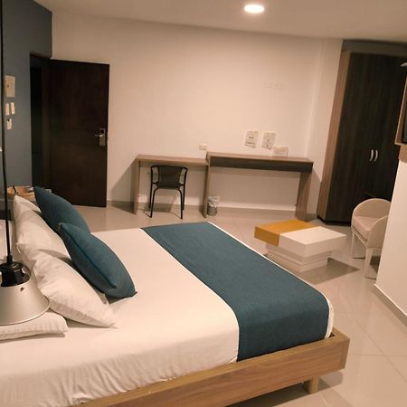 Hotel Quarta Avenida Montería Kültér fotó
