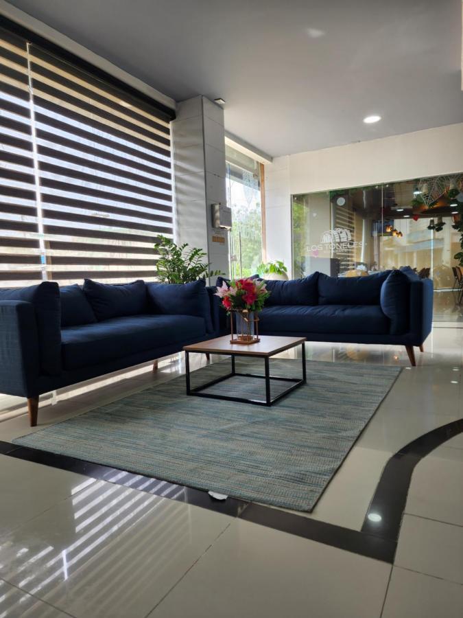 Hotel Quarta Avenida Montería Kültér fotó