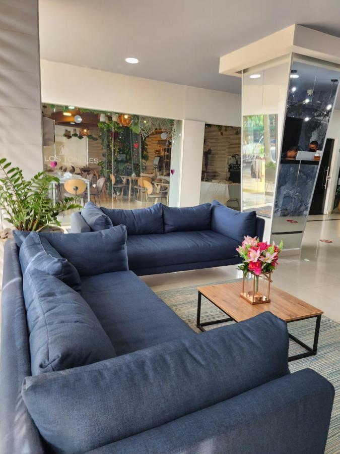 Hotel Quarta Avenida Montería Kültér fotó