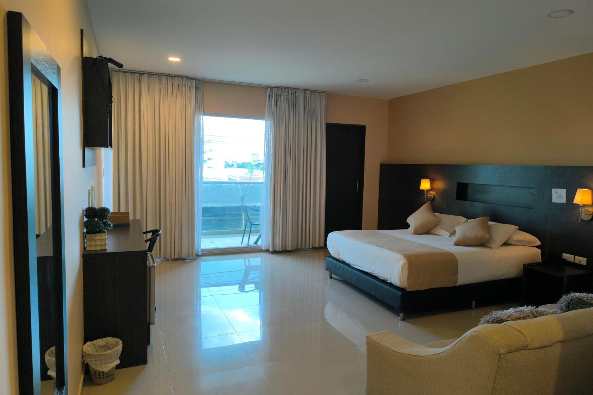 Hotel Quarta Avenida Montería Kültér fotó