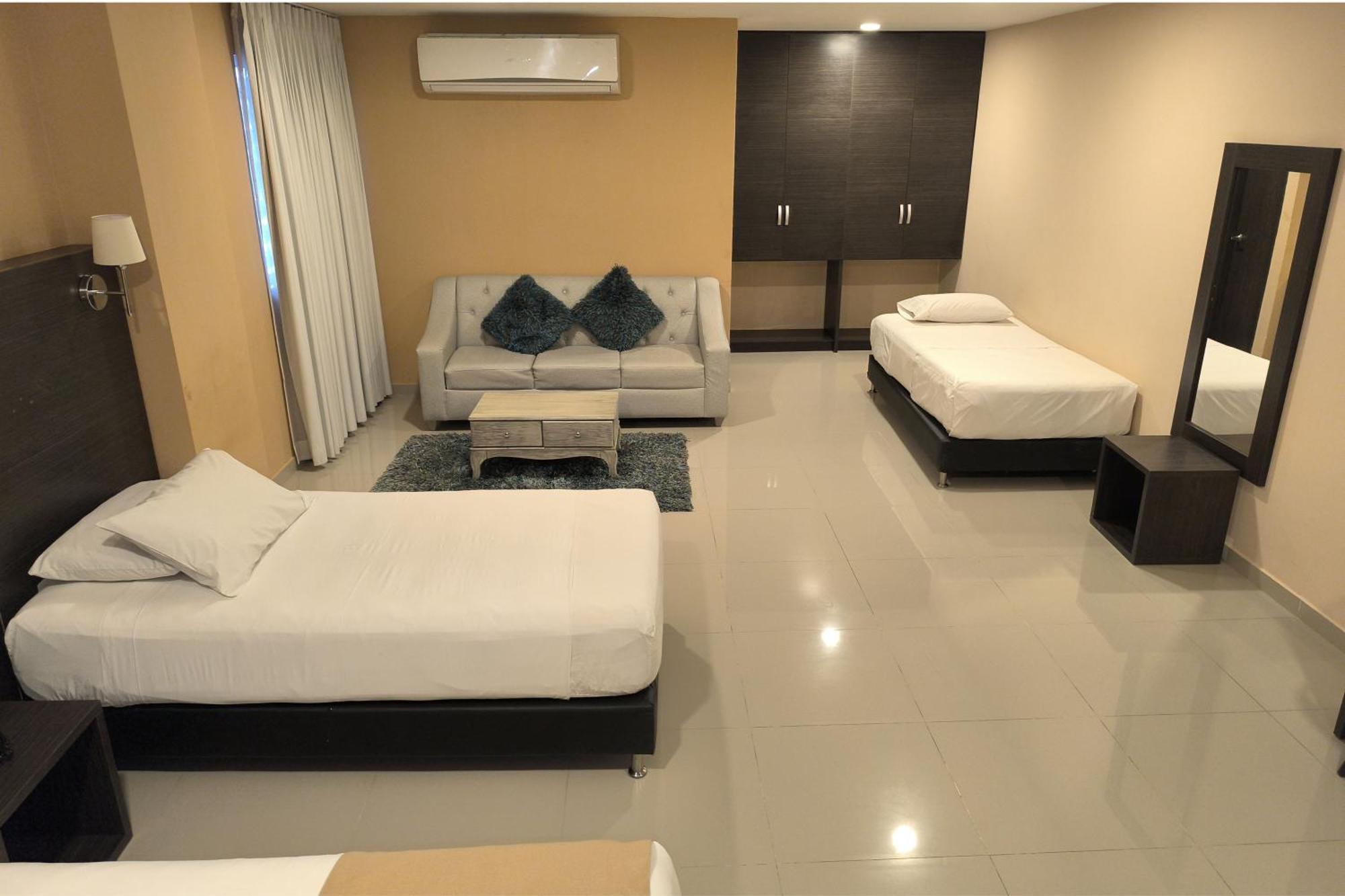 Hotel Quarta Avenida Montería Kültér fotó
