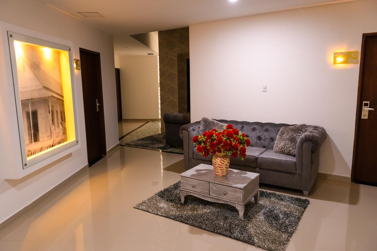 Hotel Quarta Avenida Montería Kültér fotó